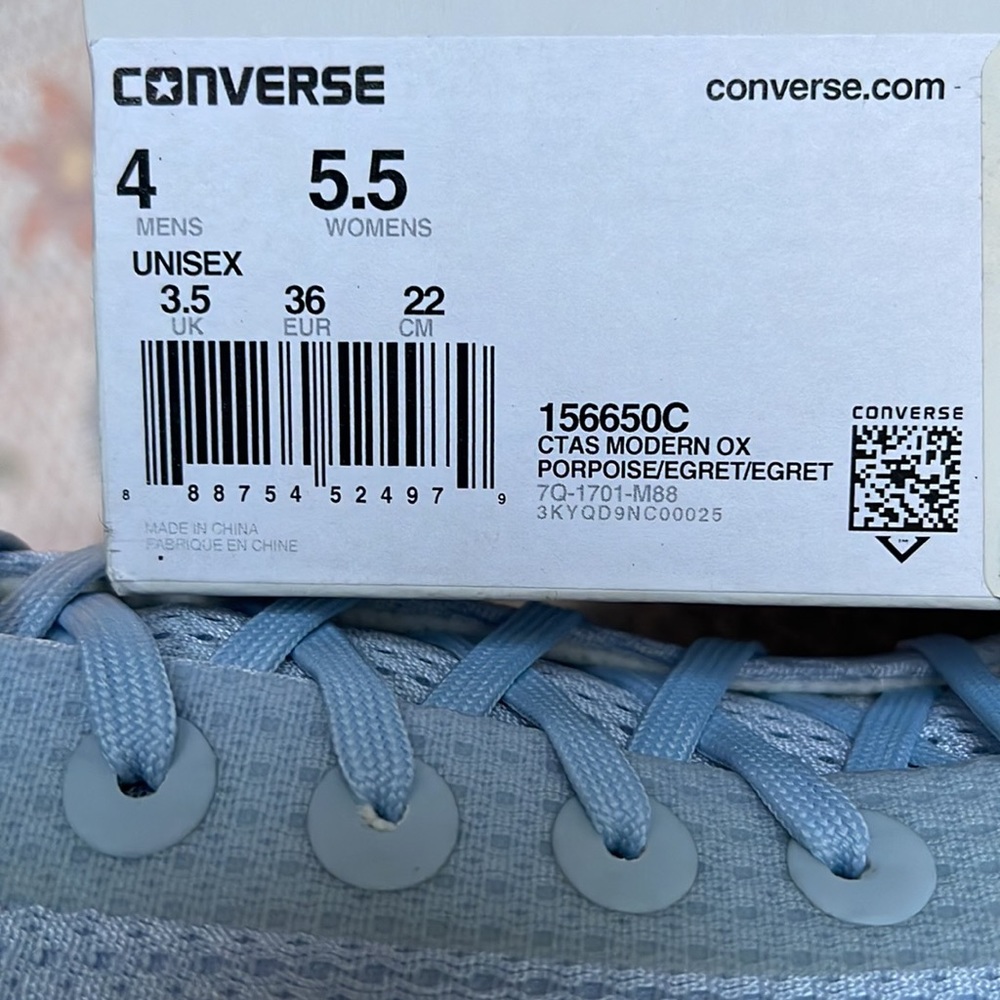 Converse WMNS 156650C
CTAS MODERN OX Chuck Taylor All Star 
PORPOISE/EGRET/EGRET - Picture 16 of 16